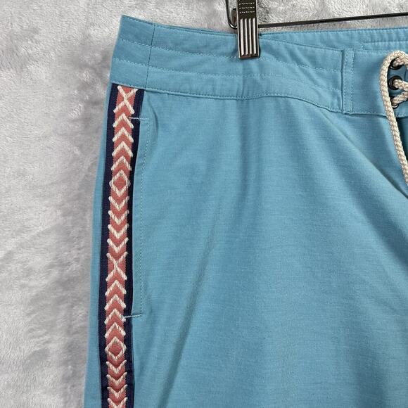 Faherty Board Shorts Swim Trunks Men's 35 Blue Embroidered Beachy Summer FLAW - Picture 3 of 16